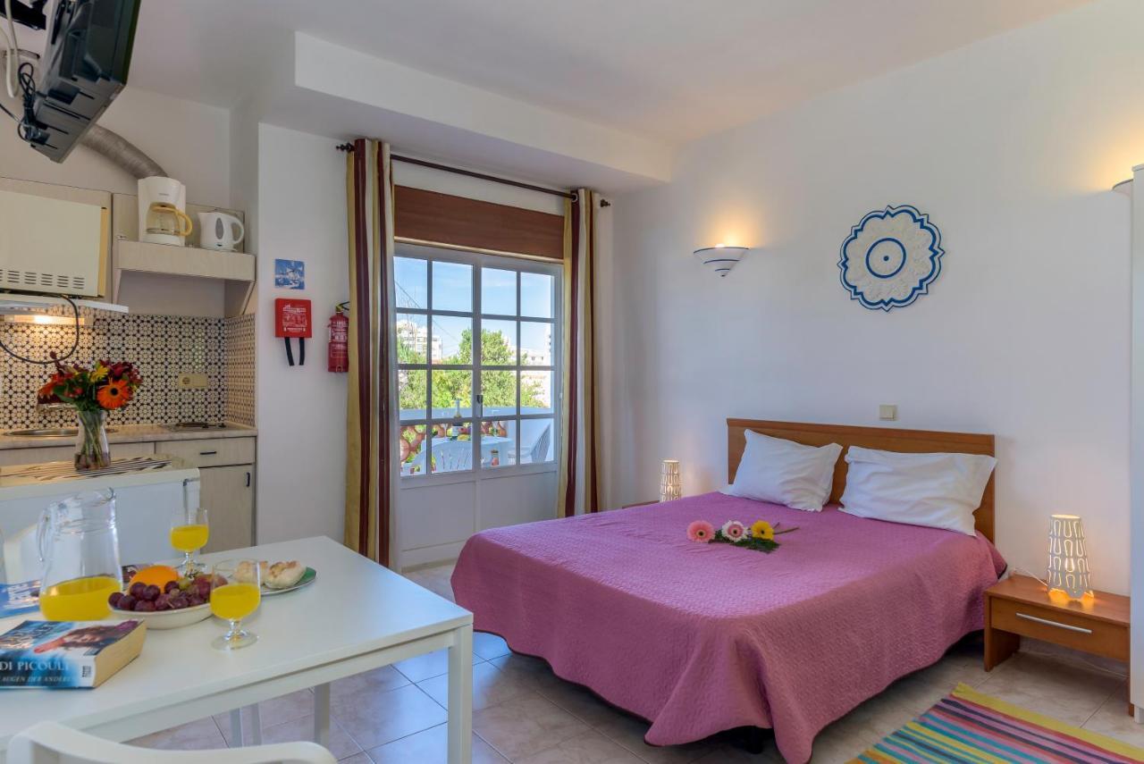 Palm Villa Estudios Lagos Esterno foto